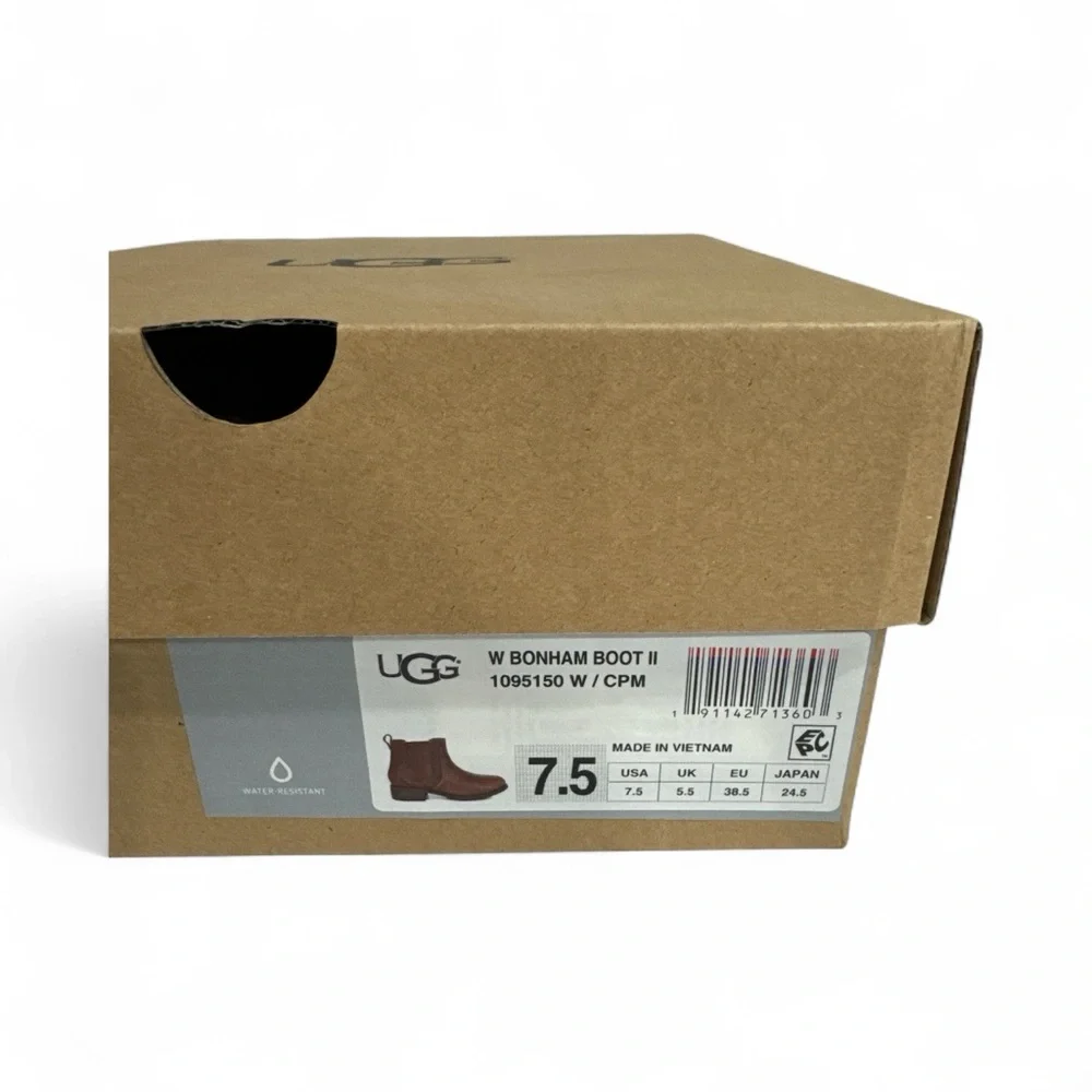 UGG  BONHAM BOOT II Brown Ankle Boots - Picture 4 of 4